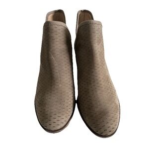 Lucky Brand  Bailey‎  Ankle Boots Sz 7M/37 Tan Suede Casual Comfortable Slip-On